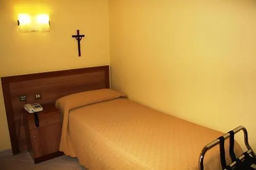 La Casa Di Nazareth 2* Rome