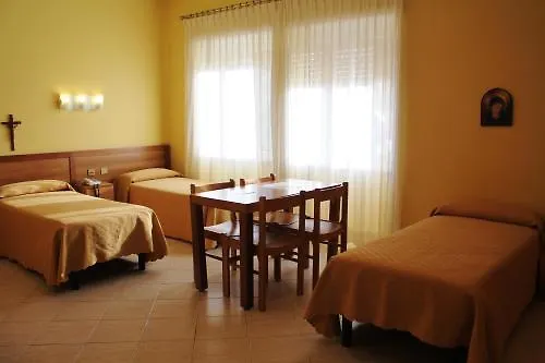 La Casa Di Nazareth Otel Roma